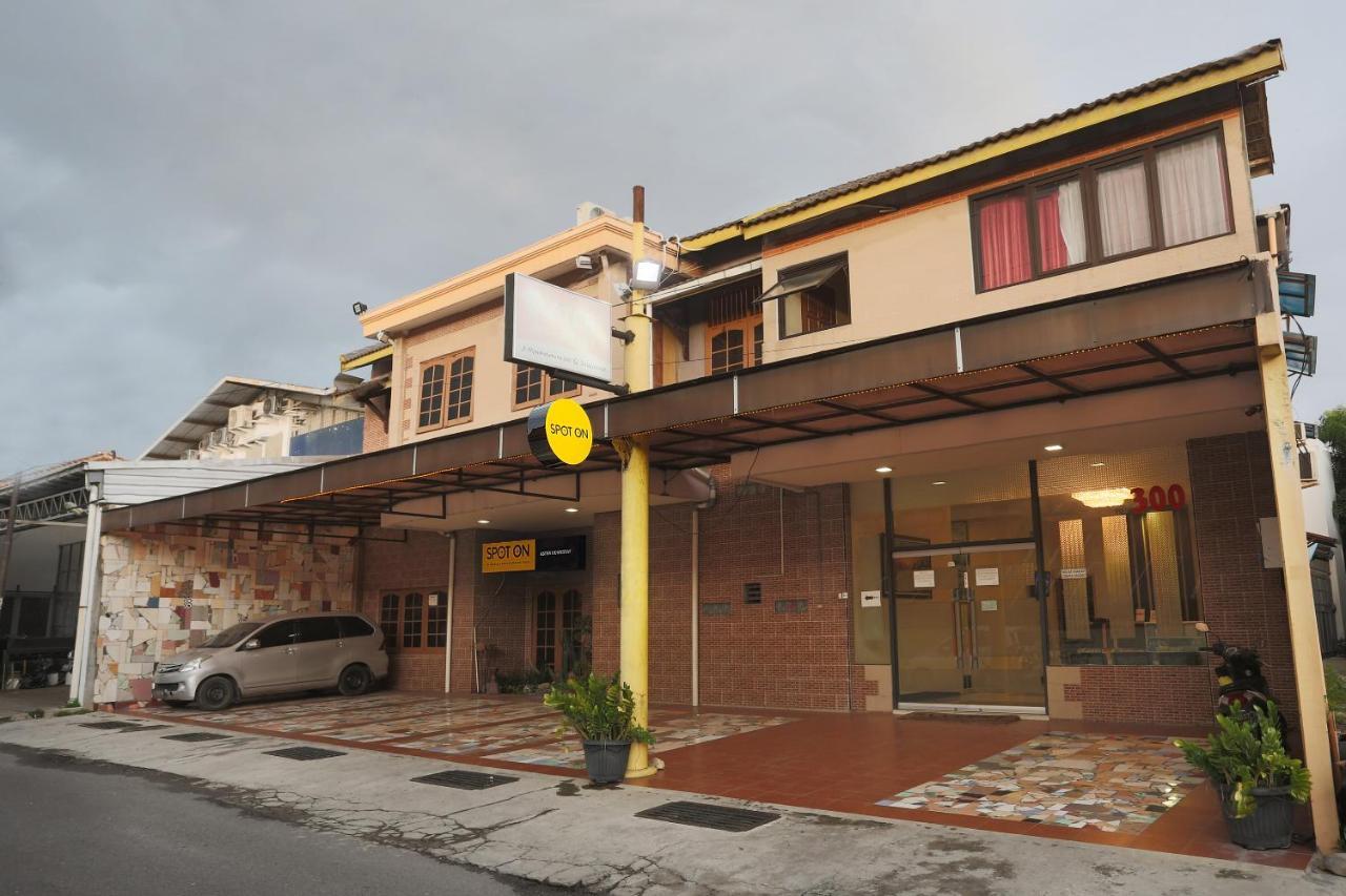 Melati Spot On 2358 Aster Homestay מראה חיצוני תמונה