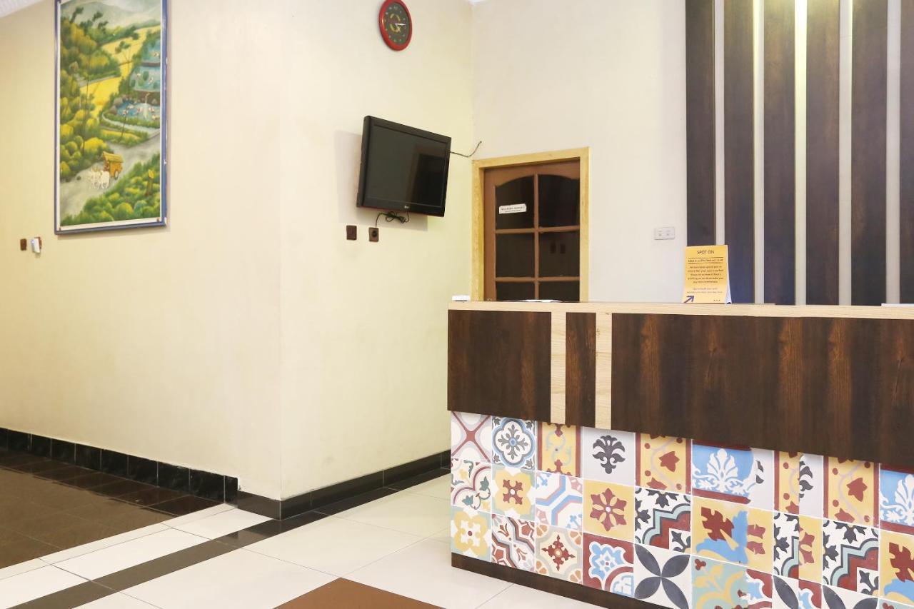 Melati Spot On 2358 Aster Homestay מראה חיצוני תמונה