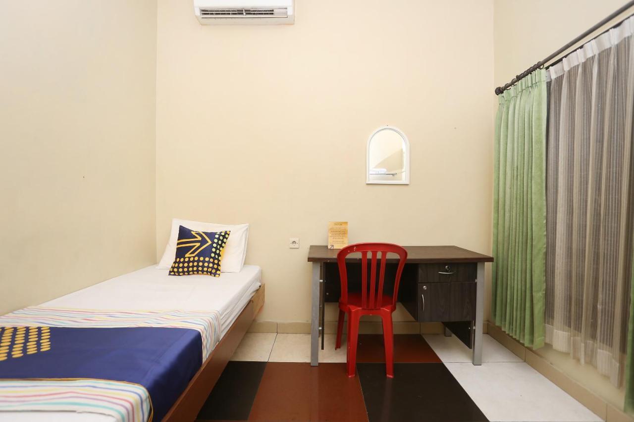 Melati Spot On 2358 Aster Homestay מראה חיצוני תמונה