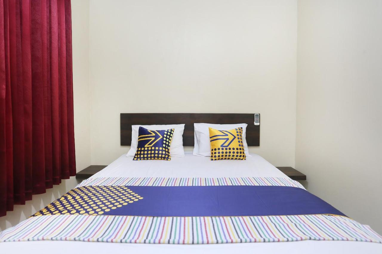Melati Spot On 2358 Aster Homestay מראה חיצוני תמונה