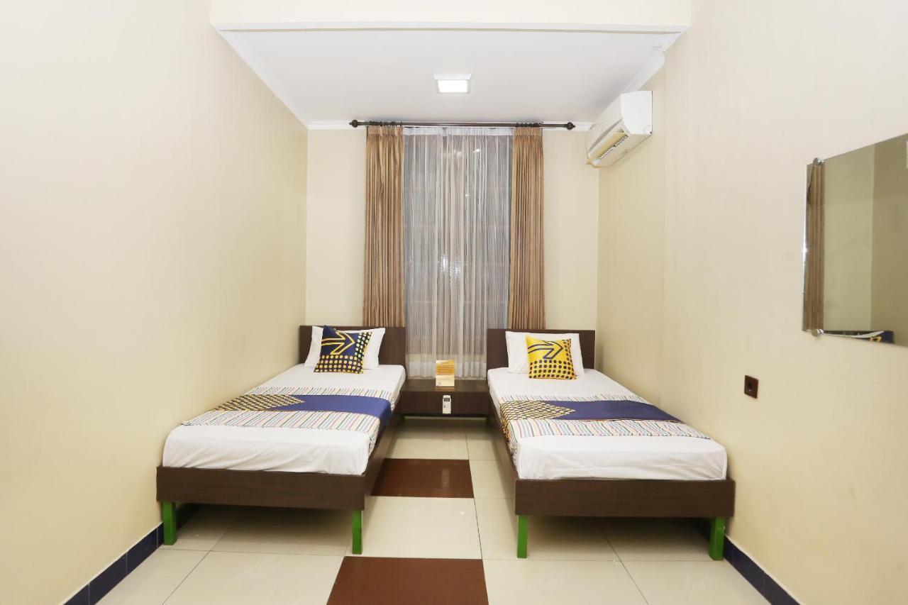 Melati Spot On 2358 Aster Homestay מראה חיצוני תמונה
