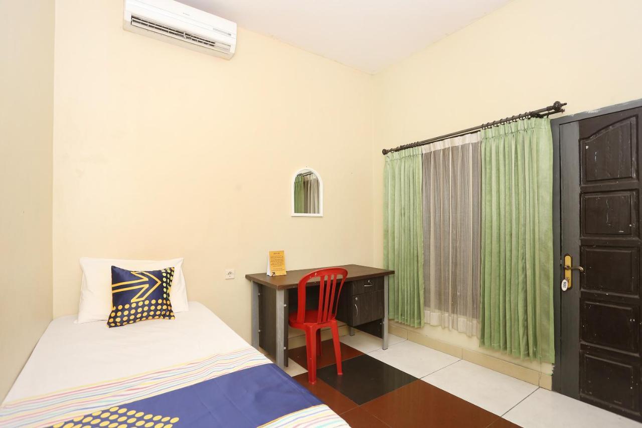 Melati Spot On 2358 Aster Homestay מראה חיצוני תמונה