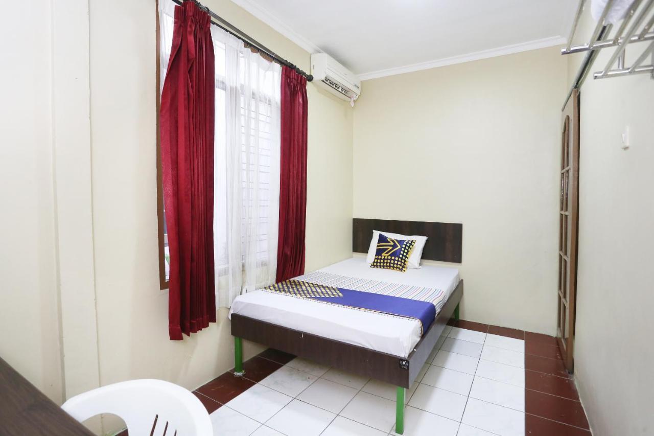 Melati Spot On 2358 Aster Homestay מראה חיצוני תמונה